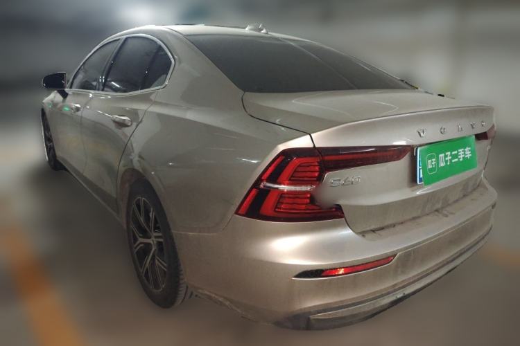 Used Volvo S60 2023 B4 Zhiyi Luxury Edition Rear Left 45 Deg