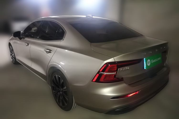 Used Volvo S60 2023 B4 Zhiyi Luxury Edition Rear Left 45 Deg