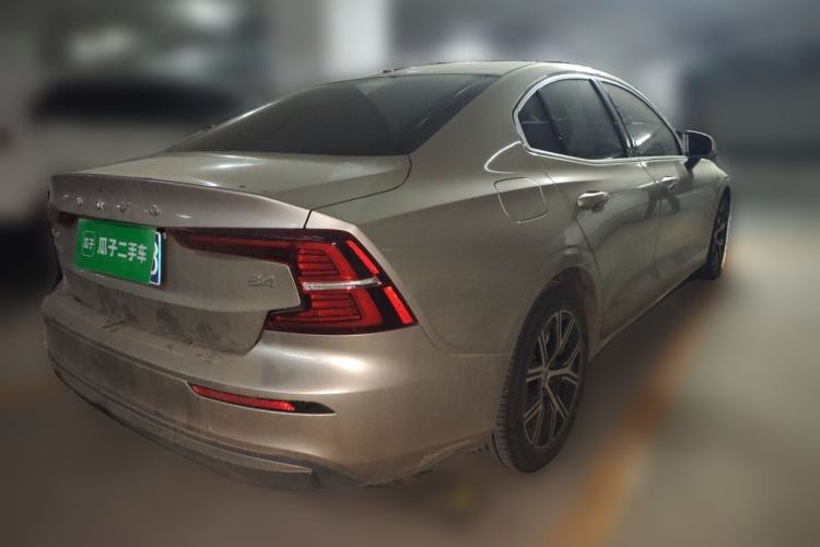 Used Volvo S60 2023 B4 Zhiyi Luxury Edition Rear Right 45 Deg