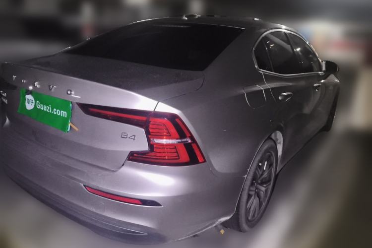 Used Volvo S60 2023 B4 Zhiyi Luxury Edition Rear Right 45 Deg
