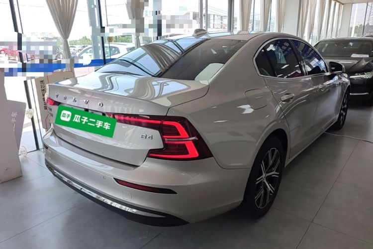 Used Volvo S60 2023 B4 Zhiyi Luxury Edition Rear Right 45 Deg