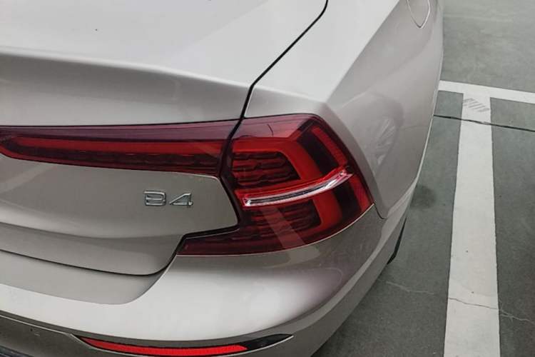 Used Volvo S60 2023 B4 Zhiyi Luxury Edition Right Rear Taillight