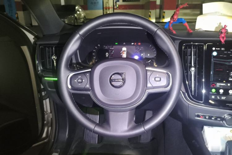 Used Volvo S60 2023 B4 Zhiyi Luxury Edition Steering Wheel