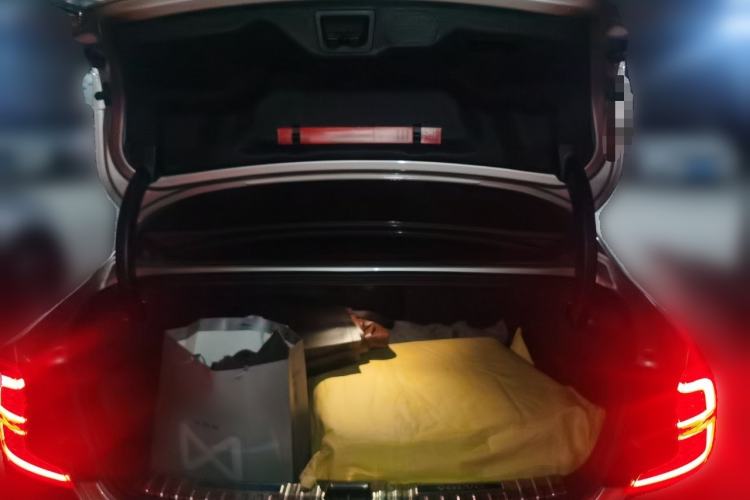 Used Volvo S60 2023 B4 Zhiyi Luxury Edition Trunk