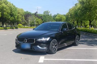 Used Volvo S60 2024 B4 Zhiyi Luxury Edition