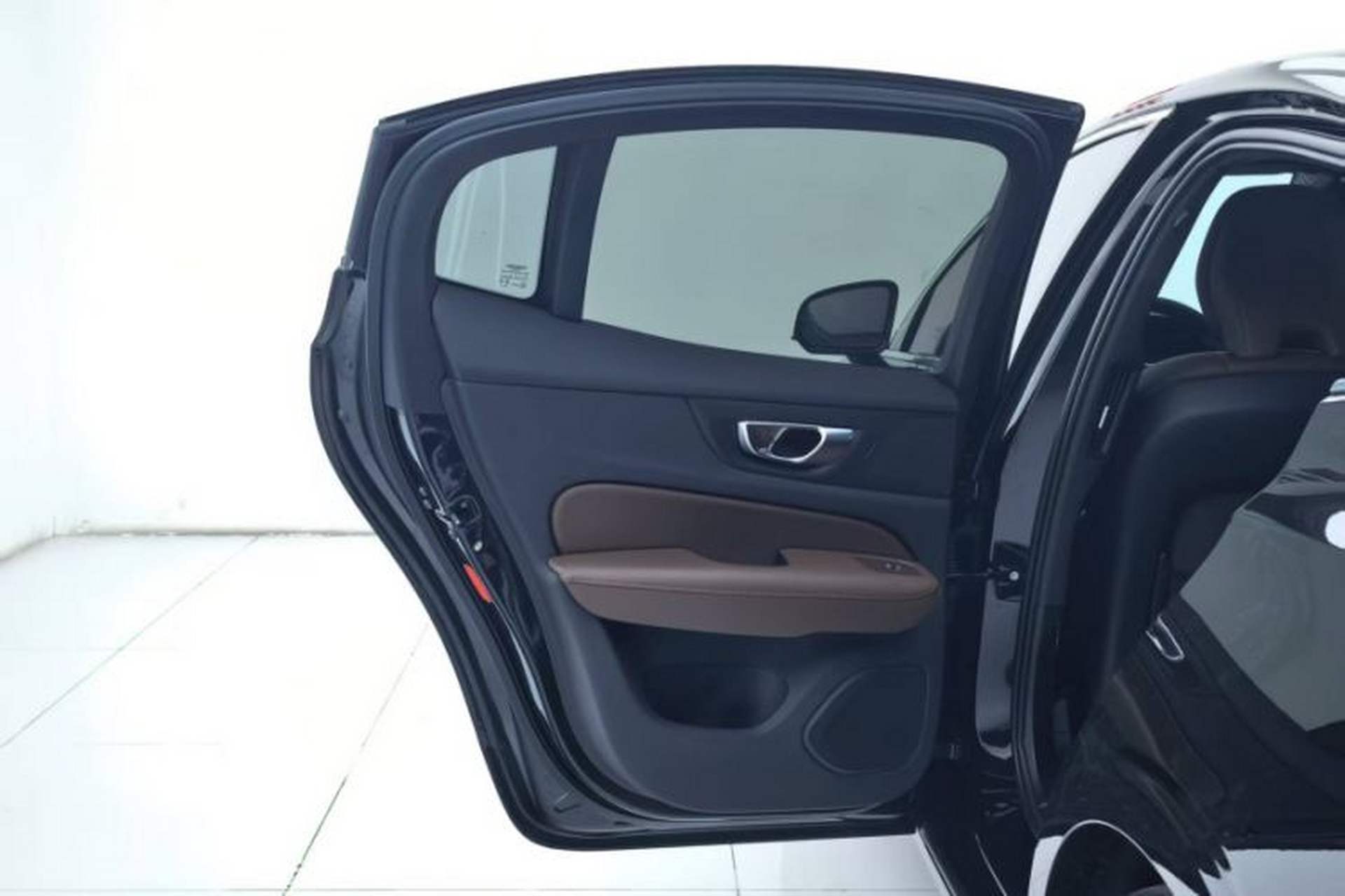 Used Volvo S60 2024 B4 Zhiyuan Luxury Edition Exterior 2