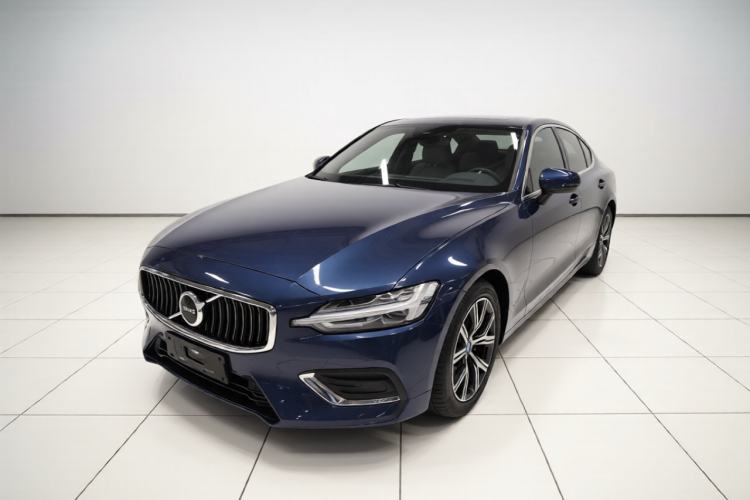 Used Volvo S60 2024 B4 Zhiyi Luxury Edition Guazi used car, China used car export, Used car for sale, Used cars, Cheapest cars for sale