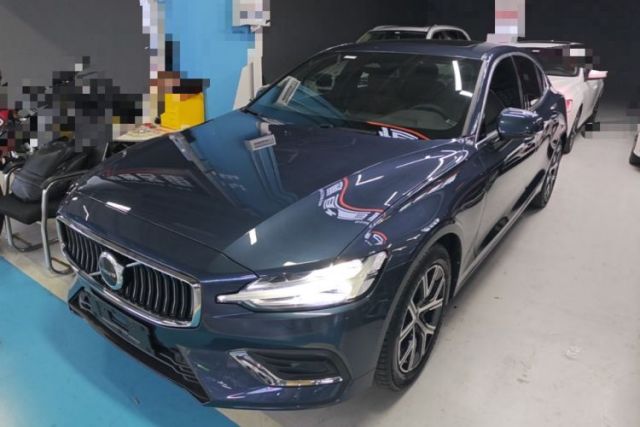 Used Volvo S60 2024 B4 Zhiyi Luxury Edition