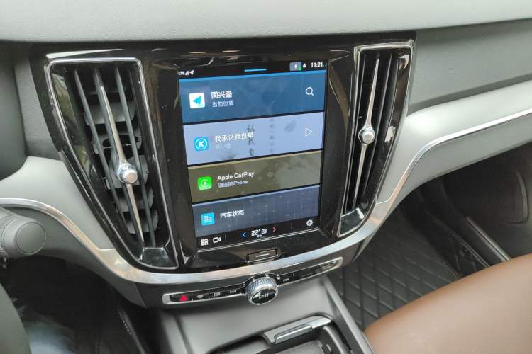 Used Volvo S60 2024 B4 Zhiyi Luxury Edition Audio And AC Panel
