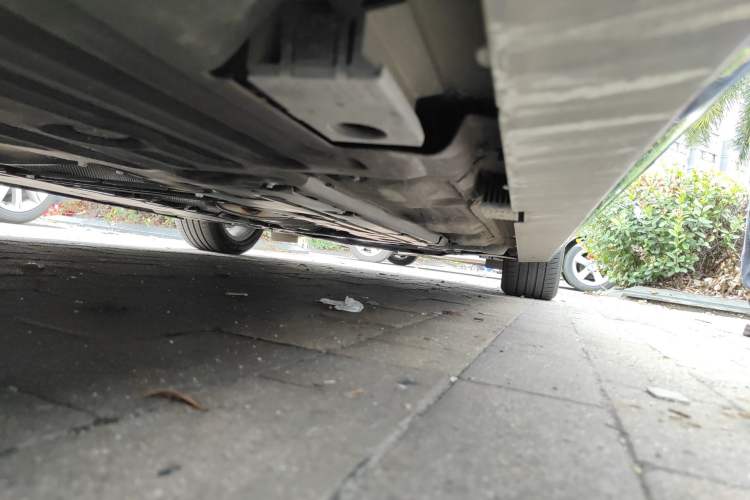 Used Volvo S60 2024 B4 Zhiyi Luxury Edition Chassis Rear Right