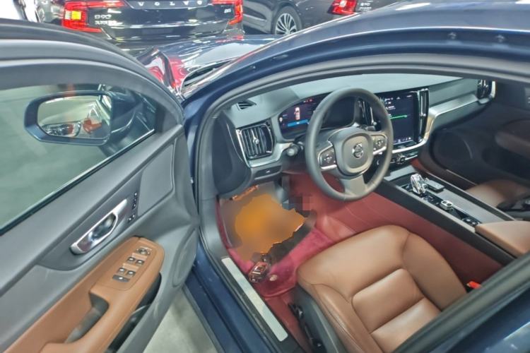 Used Volvo S60 2024 B4 Zhiyi Luxury Edition Driver Seat