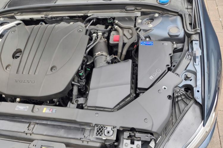 Used Volvo S60 2024 B4 Zhiyi Luxury Edition Engine Bay Left
