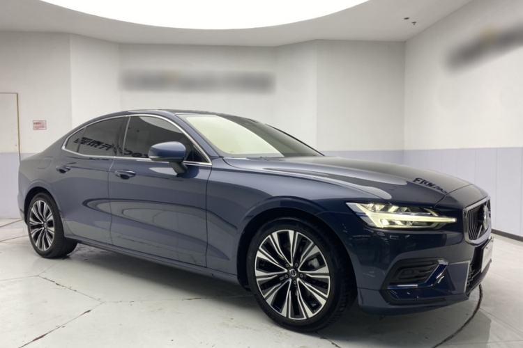 Used Volvo S60 2024 B4 Zhiyuan Luxury Edition Exterior 2