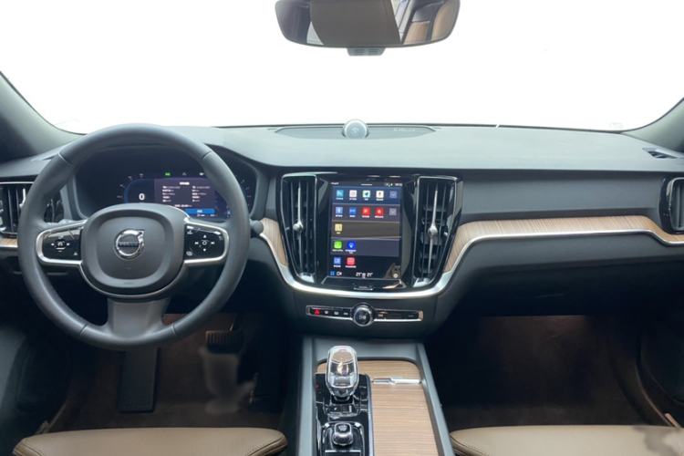 Used Volvo S60 2024 B4 Zhiyuan Luxury Edition Interior 1