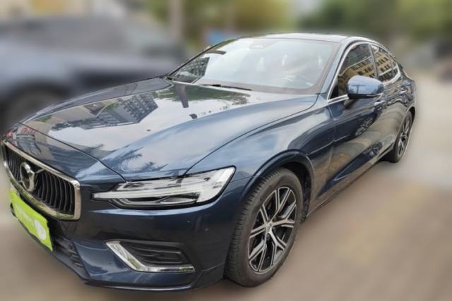 Used Volvo S60 2024 B4 Zhiyi Luxury Edition