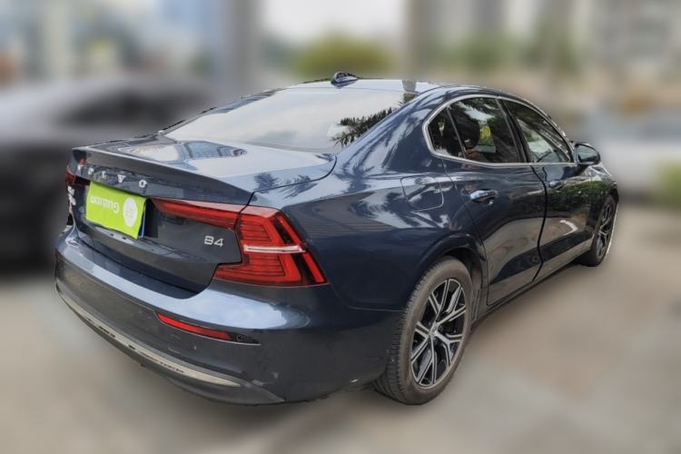 Used Volvo S60 2024 B4 Zhiyi Luxury Edition Rear Right 45 Deg