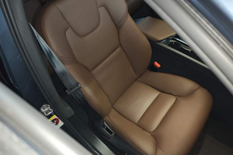 Used Volvo S60 2024 B4 Zhiyi Luxury Edition Right Front Seat