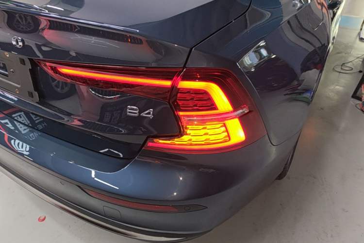 Used Volvo S60 2024 B4 Zhiyi Luxury Edition Right Rear Taillight