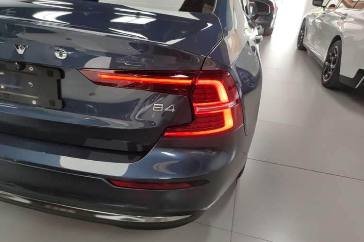 Used Volvo S60 2024 B4 Zhiyi Luxury Edition Right Rear Taillight