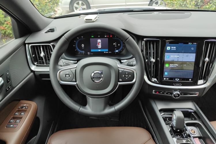 Used Volvo S60 2024 B4 Zhiyi Luxury Edition Steering Wheel