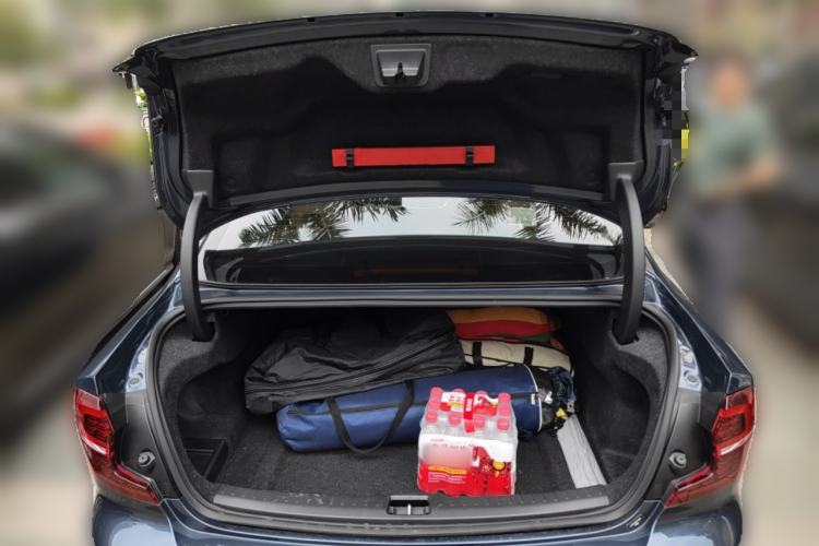 Used Volvo S60 2024 B4 Zhiyi Luxury Edition Trunk