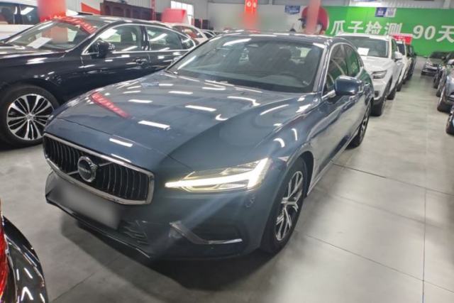 Used Volvo S60 2024 B4 Zhiyi Luxury Edition