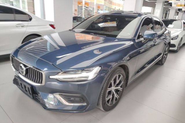 Used Volvo S60 2024 B4 Zhiyi Luxury Edition