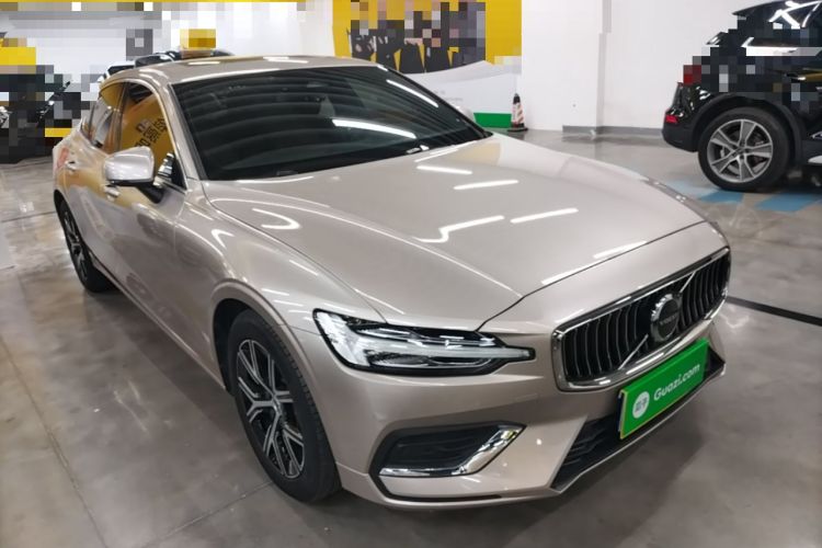 Used Volvo S60 2024 B4 Zhiyi Luxury Edition Exterior 1