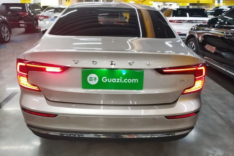Used Volvo S60 2024 B4 Zhiyi Luxury Edition Rear