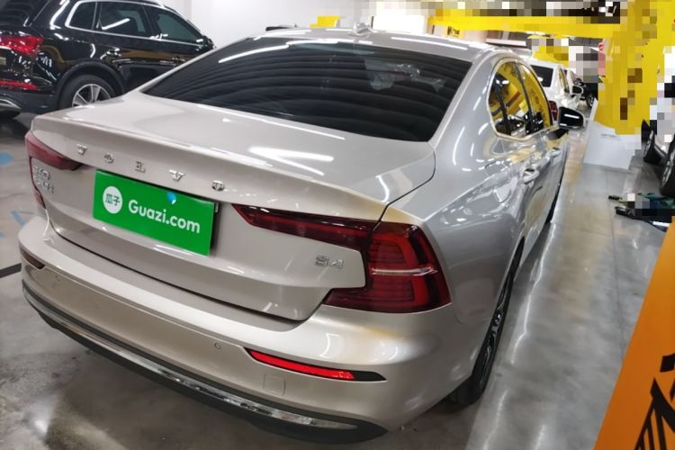 Used Volvo S60 2024 B4 Zhiyi Luxury Edition Rear Right 45 Deg