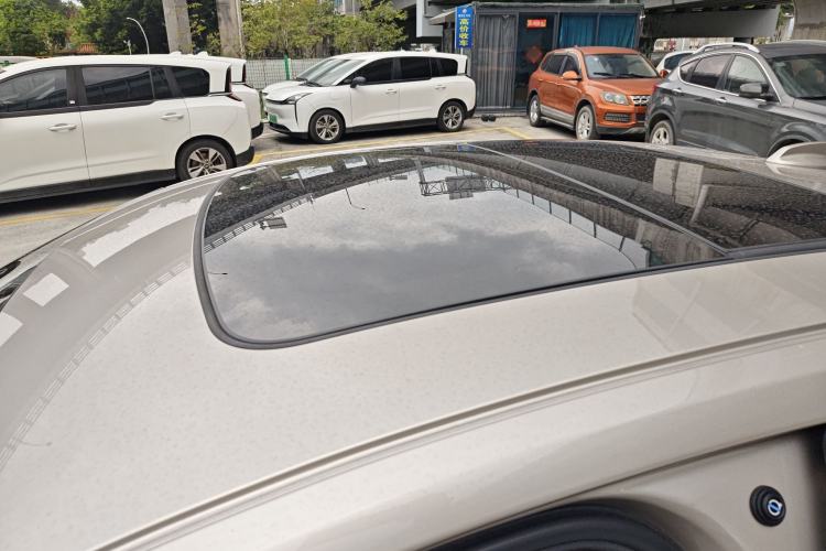 Used Volvo S60 2024 B4 Zhiyi Luxury Edition Roof