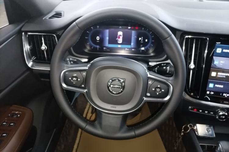Used Volvo S60 2024 B4 Zhiyi Luxury Edition Steering Wheel