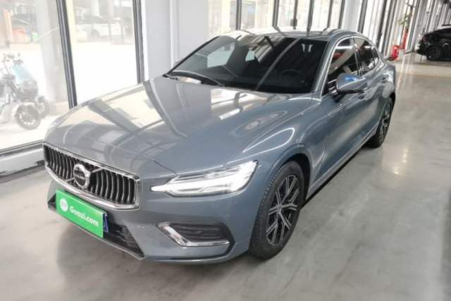 Used Volvo S60 2024 B4 Zhiyi Luxury Edition