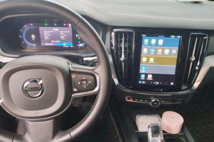 Used Volvo S60 2024 B4 Zhiyi Luxury Edition Audio And AC Panel