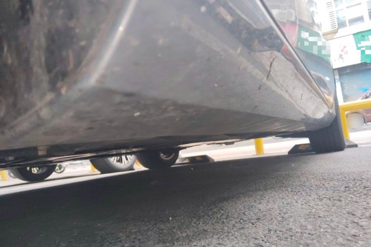 Used Volvo S60 2024 B4 Zhiyi Luxury Edition Chassis Front Left