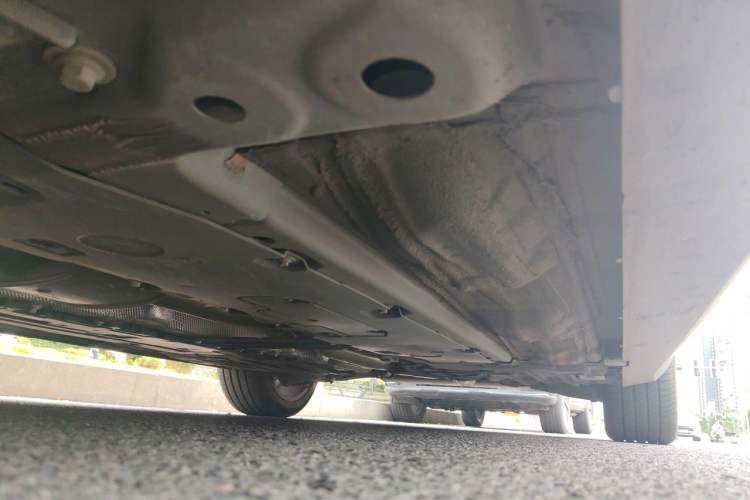 Used Volvo S60 2024 B4 Zhiyuan Luxury Edition Chassis Front Left