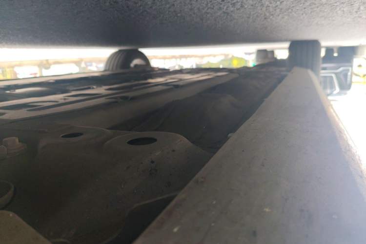 Used Volvo S60 2024 B4 Zhiyuan Luxury Edition Chassis Front Right