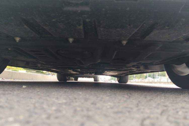 Used Volvo S60 2024 B4 Zhiyuan Luxury Edition Chassis Front