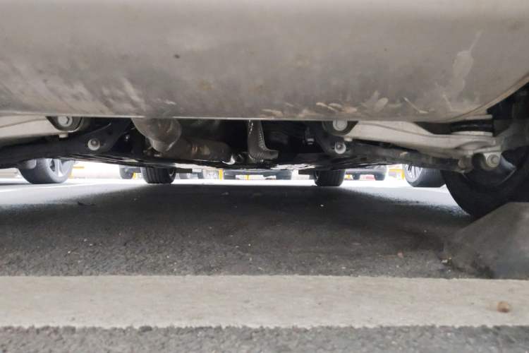 Used Volvo S60 2024 B4 Zhiyi Luxury Edition Chassis Rear