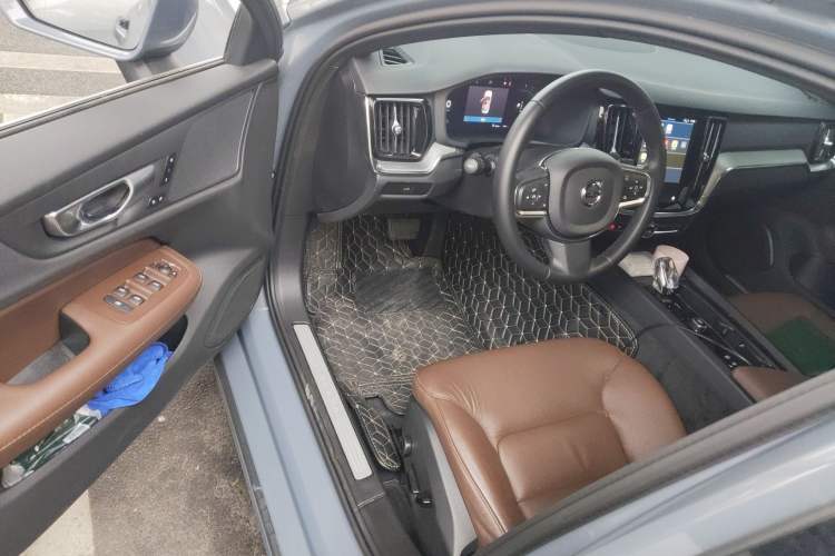 Used Volvo S60 2024 B4 Zhiyi Luxury Edition Driver Seat