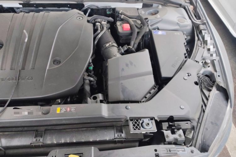 Used Volvo S60 2024 B4 Zhiyi Luxury Edition Engine Bay Left