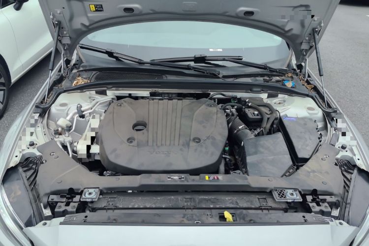 Used Volvo S60 2024 B4 Zhiyi Luxury Edition Engine Bay