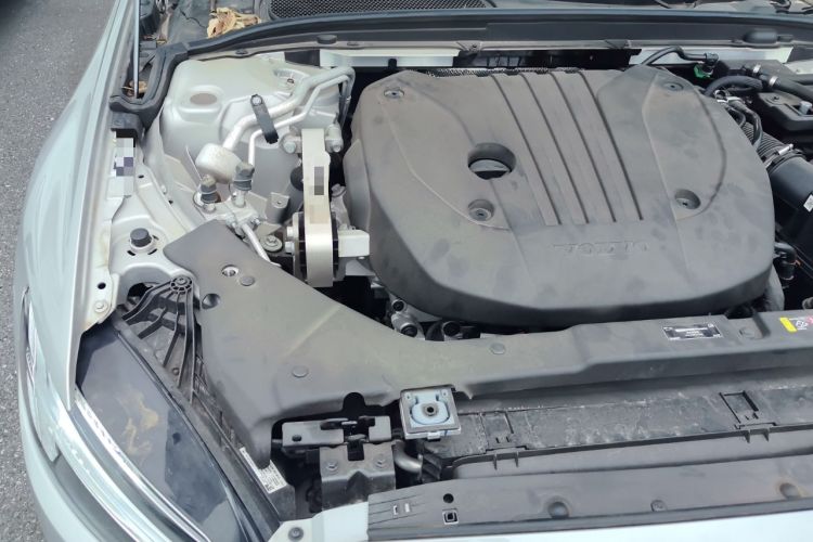 Used Volvo S60 2024 B4 Zhiyi Luxury Edition Engine Bay Right