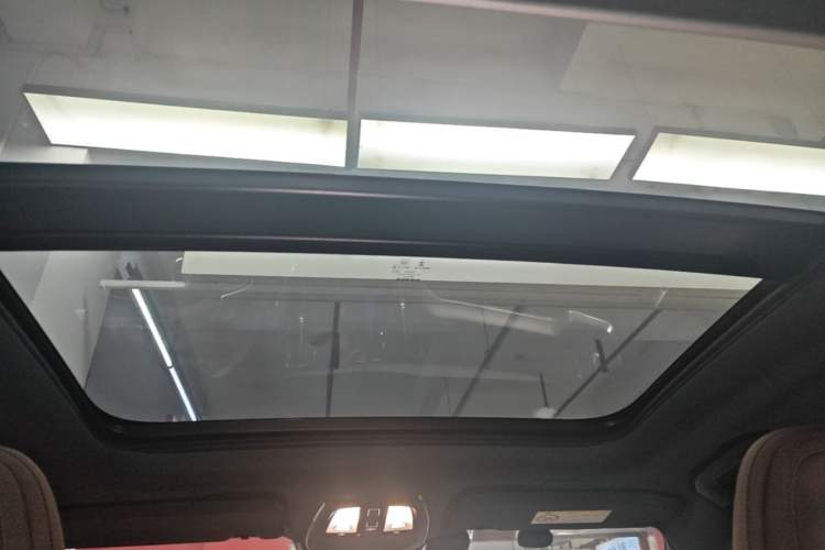 Used Volvo S60 2024 B4 Zhiyi Luxury Edition Headliner
