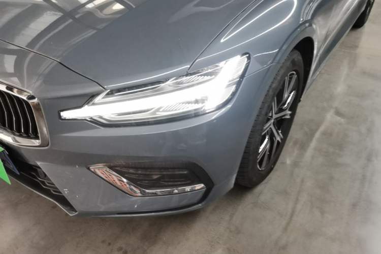 Used Volvo S60 2024 B4 Zhiyi Luxury Edition Left Front Headlight