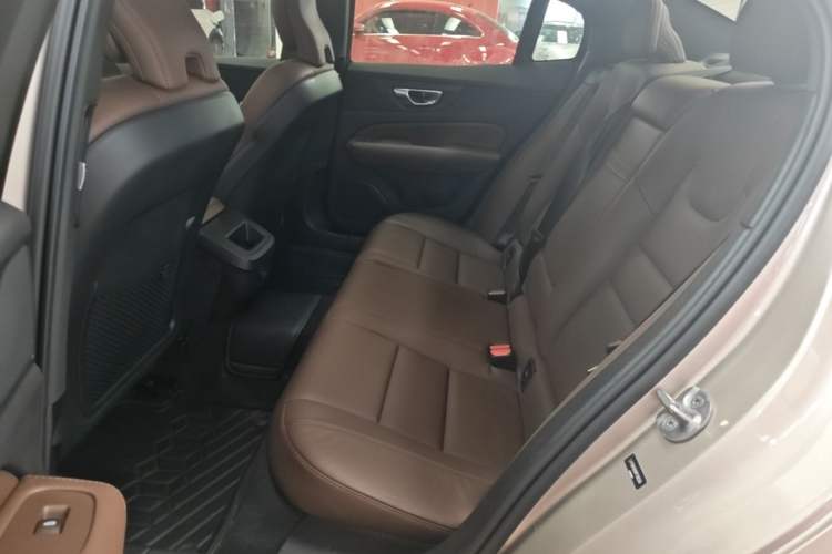 Used Volvo S60 2024 B4 Zhiyi Luxury Edition Left Rear Seat