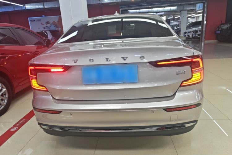 Used Volvo S60 2024 B4 Zhiyi Luxury Edition Rear