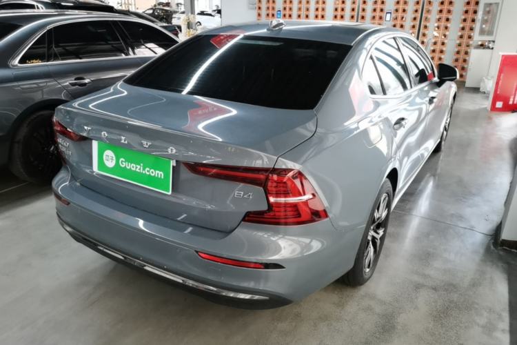 Used Volvo S60 2024 B4 Zhiyi Luxury Edition Rear Right 45 Deg