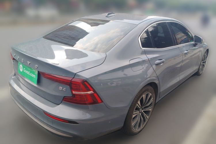 Used Volvo S60 2024 B4 Zhiyuan Luxury Edition Rear Right 45 Deg