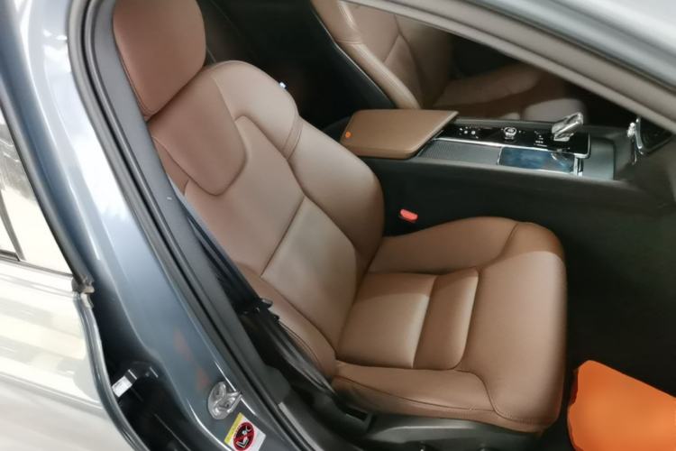 Used Volvo S60 2024 B4 Zhiyi Luxury Edition Right Front Seat